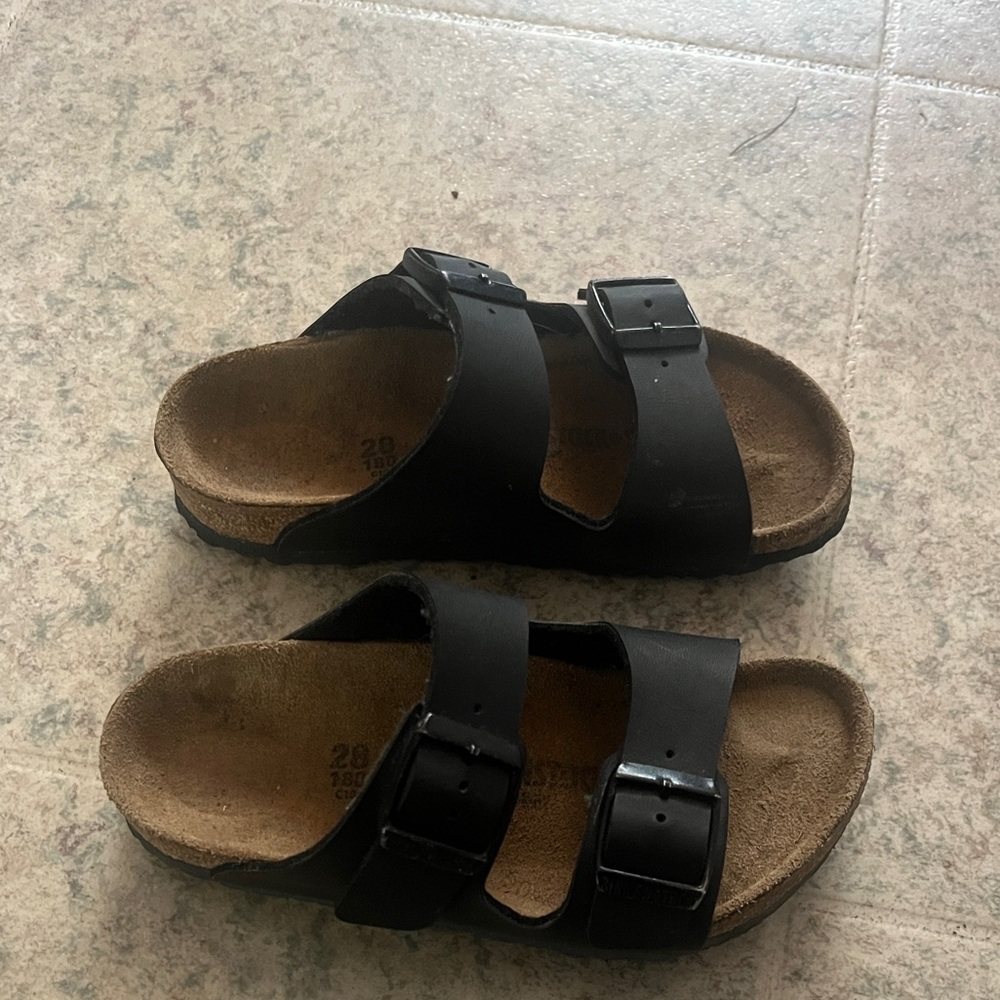 Birkenstock (kids eu 28) sandals